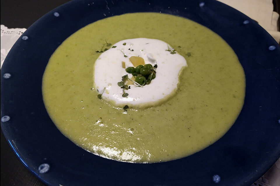 Annas Erbsensuppe