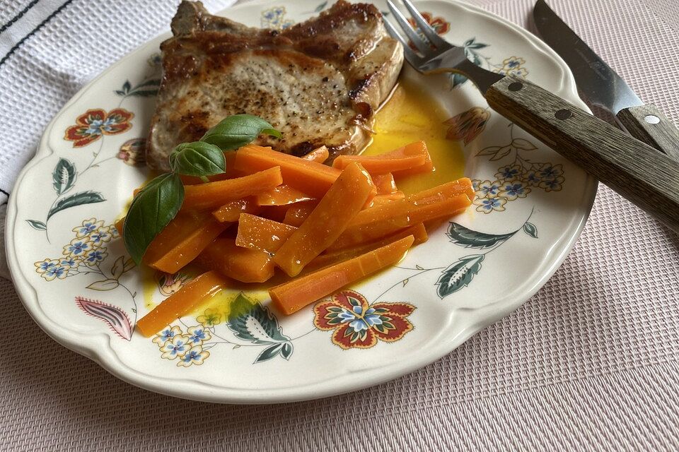 Curry-Möhren mit Orangensaft