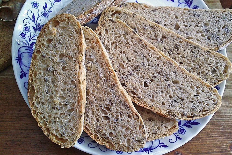 Dinkel - Leinsamen - Brot (Sauerteig)