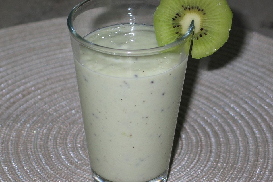 Banane-Kiwi-Softdrink