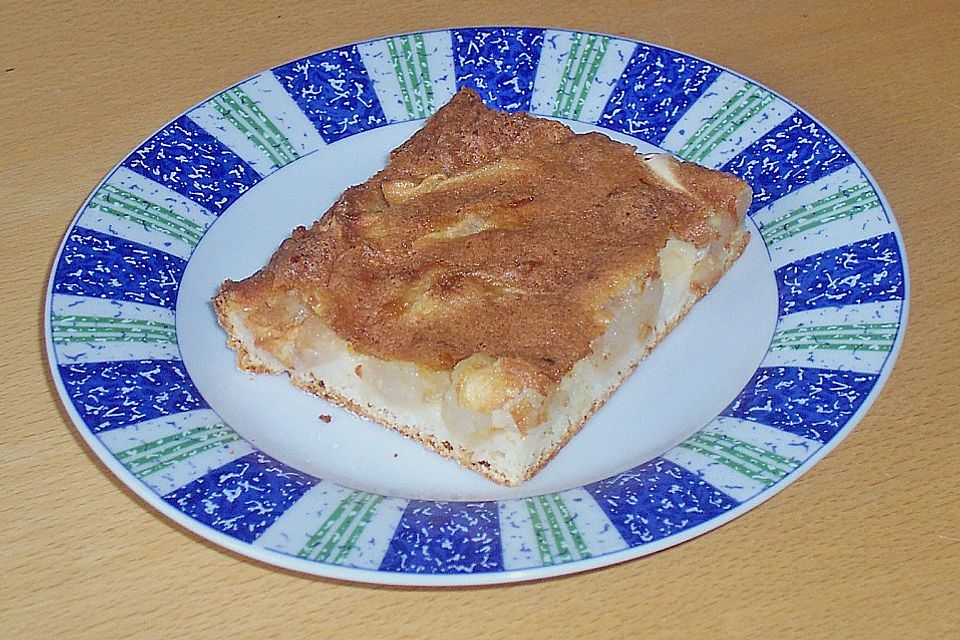 Apfelkuchen mit Aprikosencreme