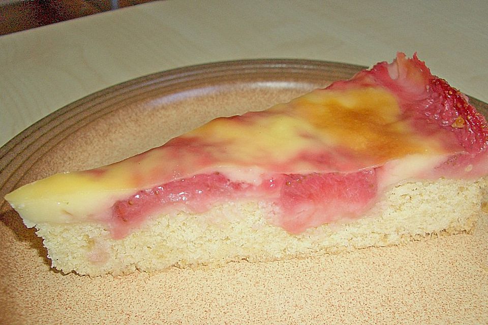 Erdbeer-Puddingkuchen vom Blech