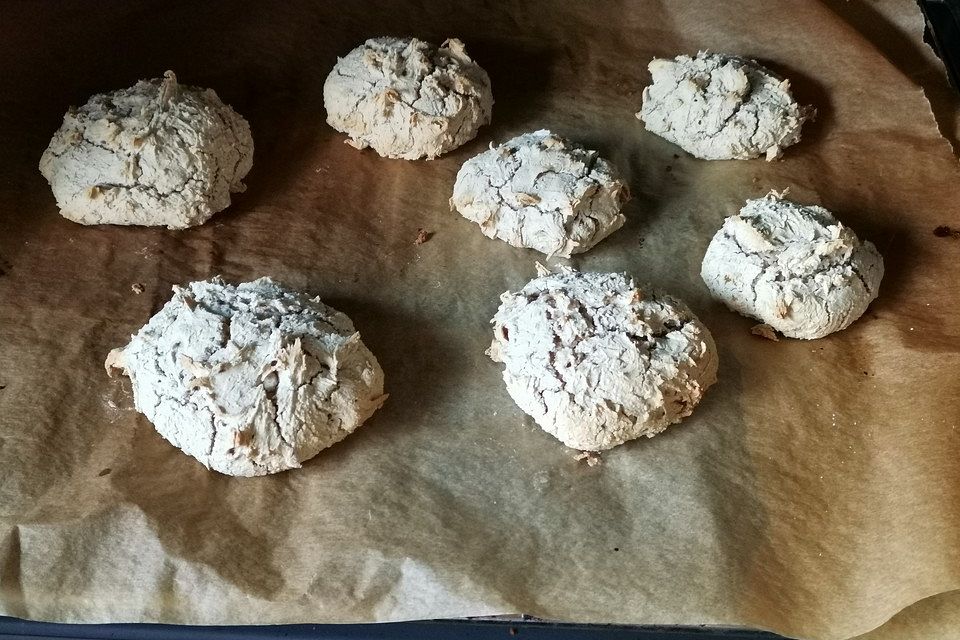 Glutenfreie Buchweizenbrötchen