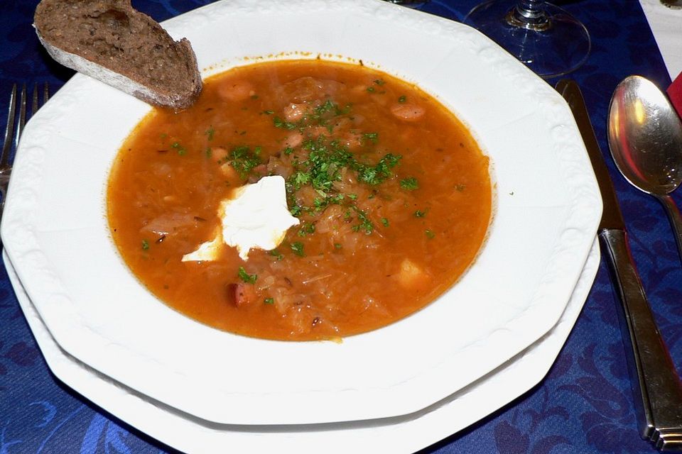 Sauerkrautsuppe "Zelňačka"