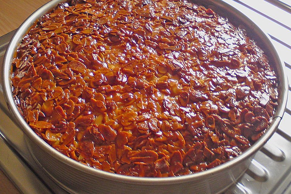 Apfel - Bienenstich -Torte