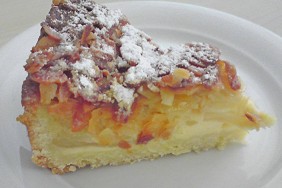 Apfel - Bienenstich -Torte