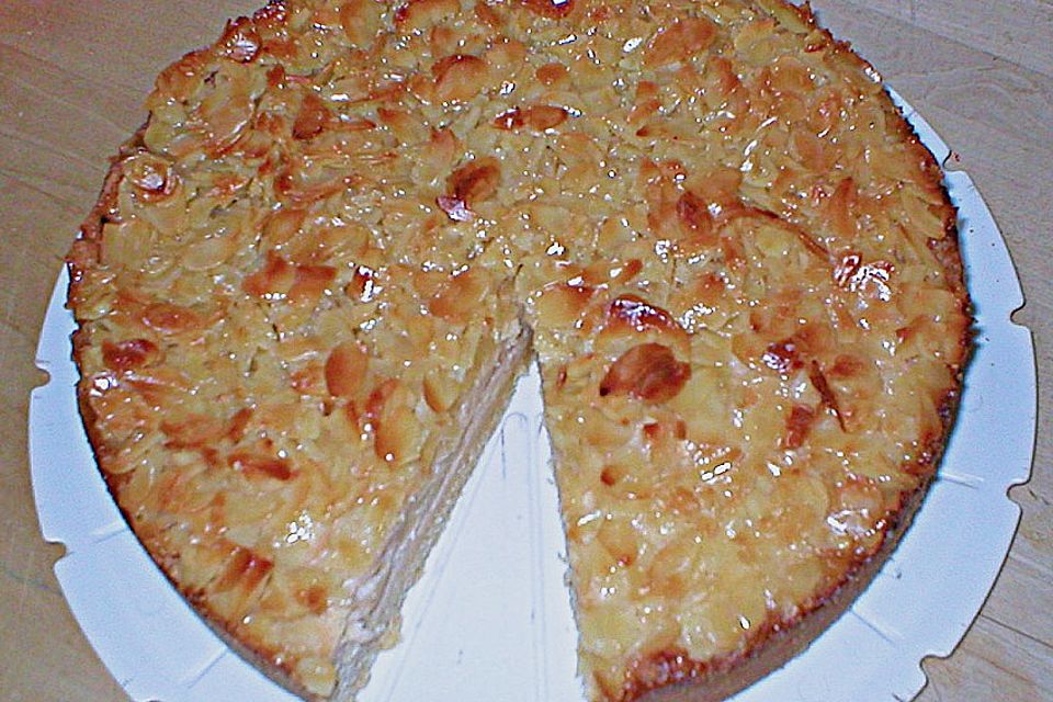 Apfel - Bienenstich -Torte