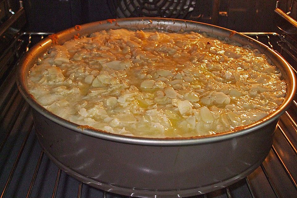 Apfel - Bienenstich -Torte