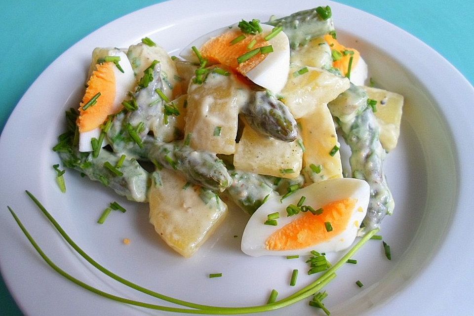 Kartoffelsalat mit Grünspargel