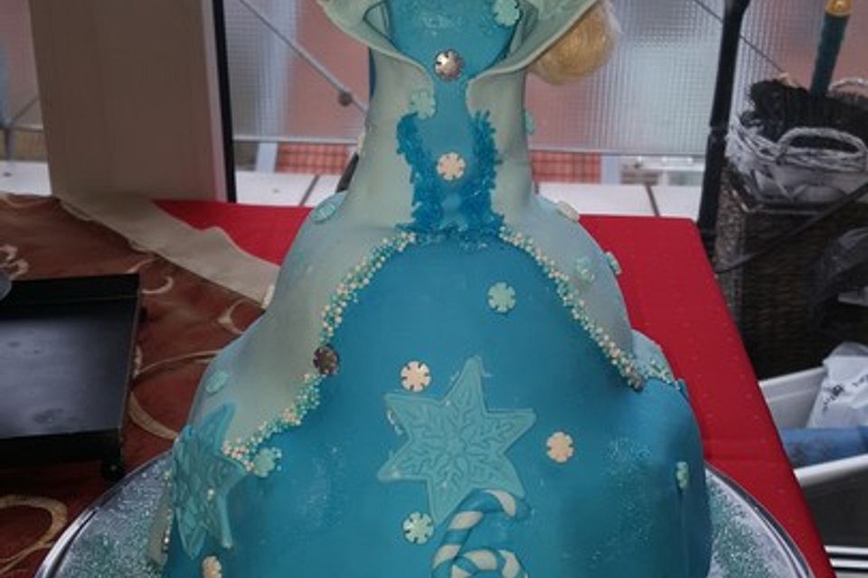 Elsa Fondant Torte- glutenfrei