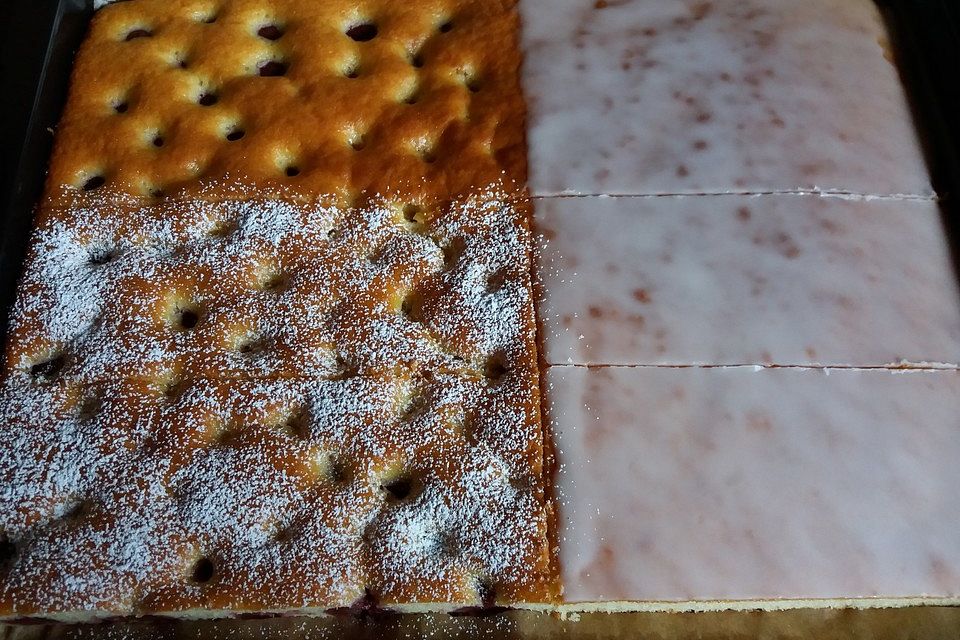 Zwei-in-eins-Blechkuchen