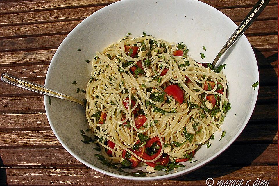 Schnelle Sommerpasta mit Rucola