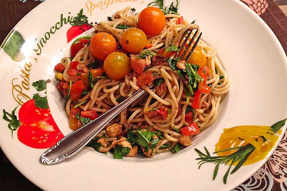 Schnelle Sommerpasta mit Rucola