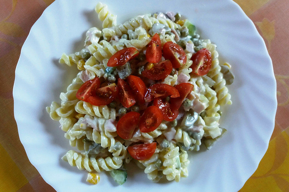 Gemüse-Nudelsalat mit Joghurt