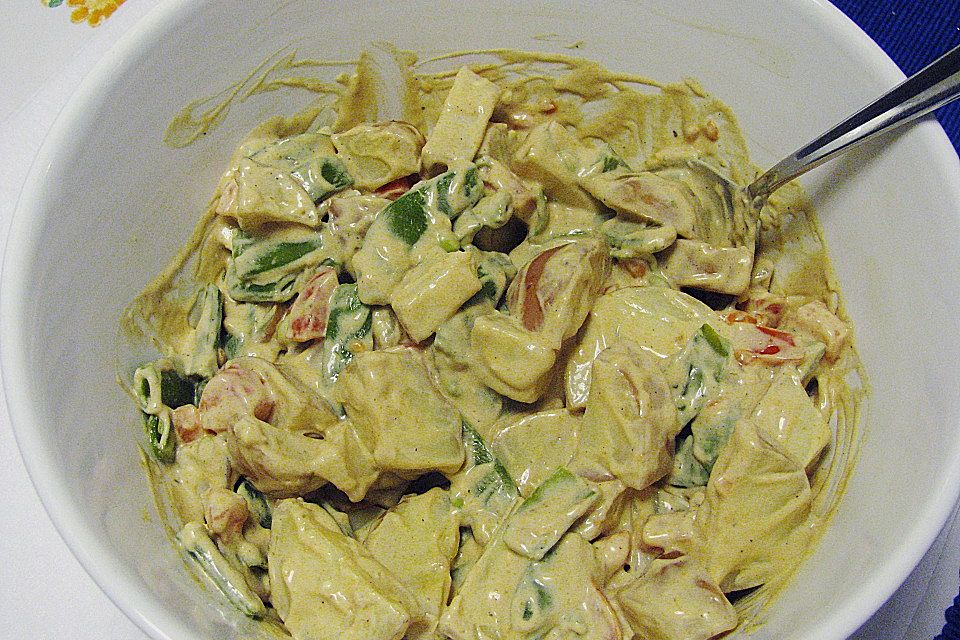 Kartoffelsalat mit Currycreme