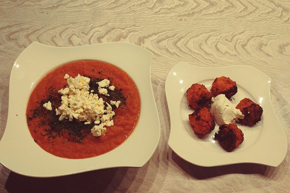 Möhrensuppe mit Feta