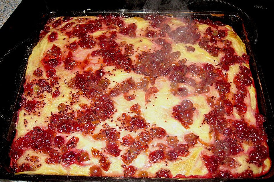 Stachelbeerkuchen mit Eischneeschaum