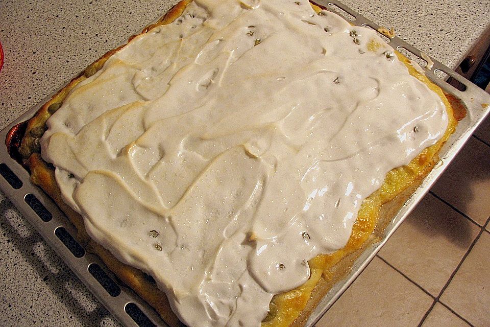 Stachelbeerkuchen mit Eischneeschaum