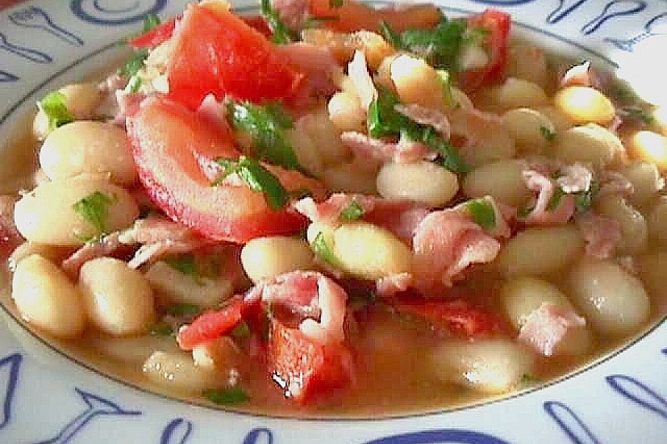 Palbohnensuppe mit Tomaten