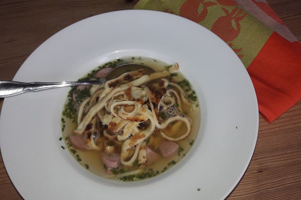 Flädlessuppe