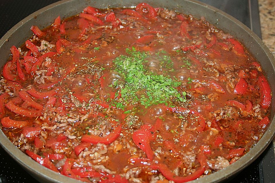 Paprika - Nudelpfanne mit Hackfleisch