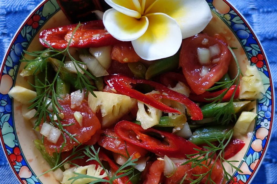 Tropischer Salat Padang Bay