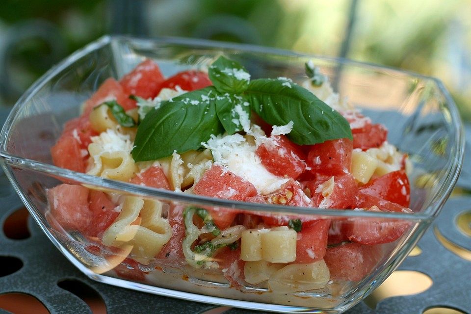 Nudel-Melonen-Salat