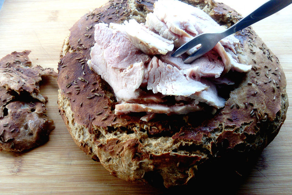 Gekochter Schinken in Brot