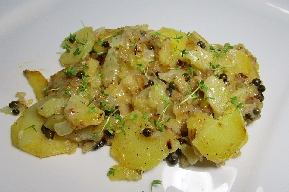 Pikante Weinkartoffeln mit Zwiebeln