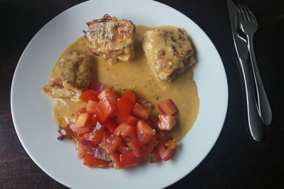 Gefüllte Putenschnitzel in Handkäsesauce