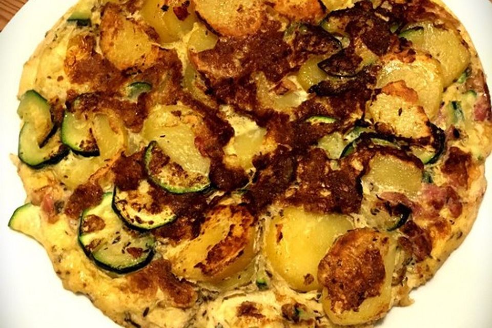 Zucchini-Omelett mit Bacon