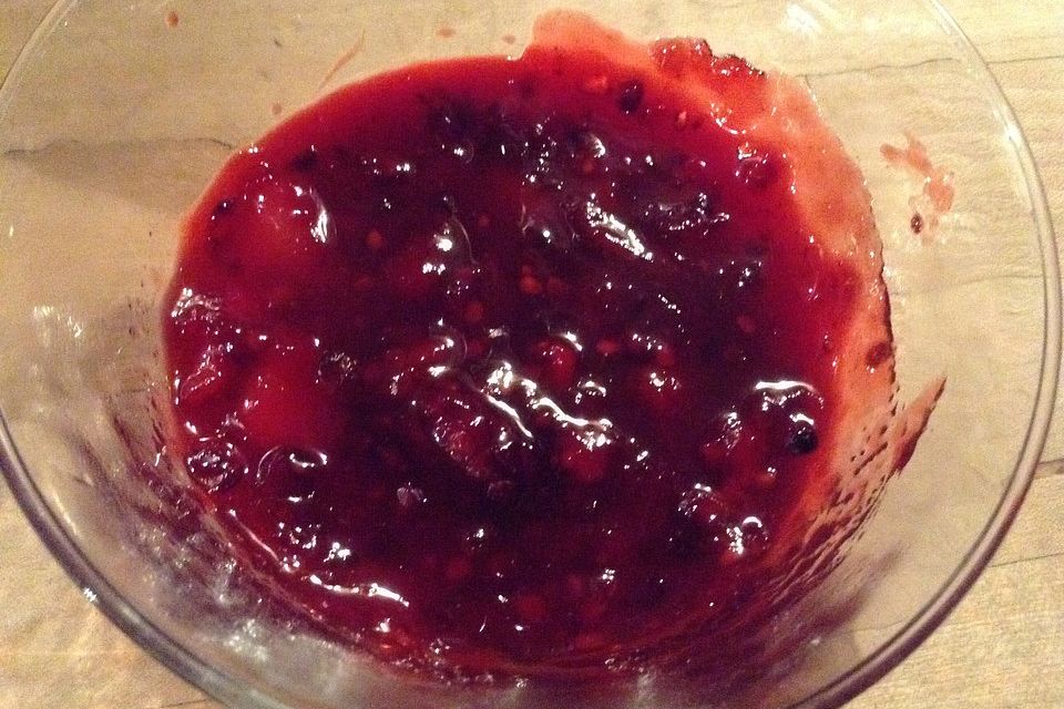 Pfirsich-Brombeer-Marmelade