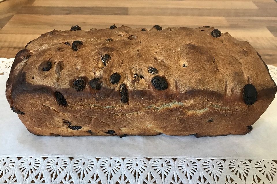 Rosinenbrot mit Buttermilch