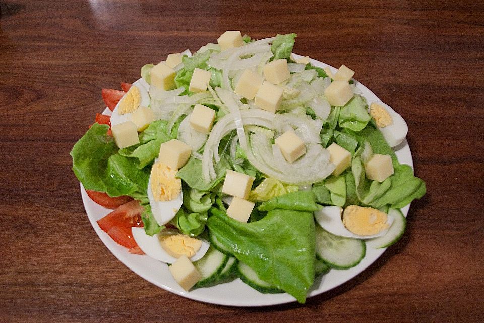 Chefsalat mit Hausdressing