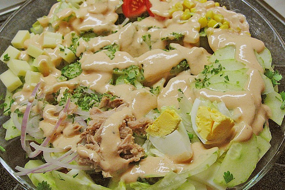 Chefsalat mit Hausdressing