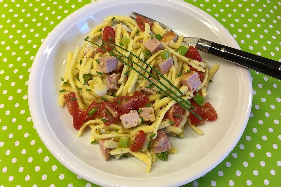 Spätzlesalat mit Kasseler