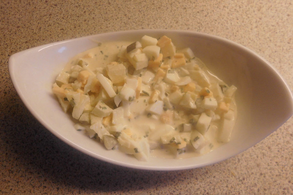 Saarländischer Eiersalat mit Schnittlauch