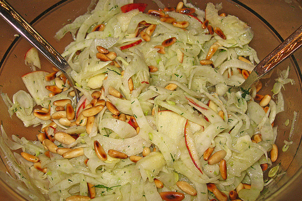 Nussiger Fenchelsalat