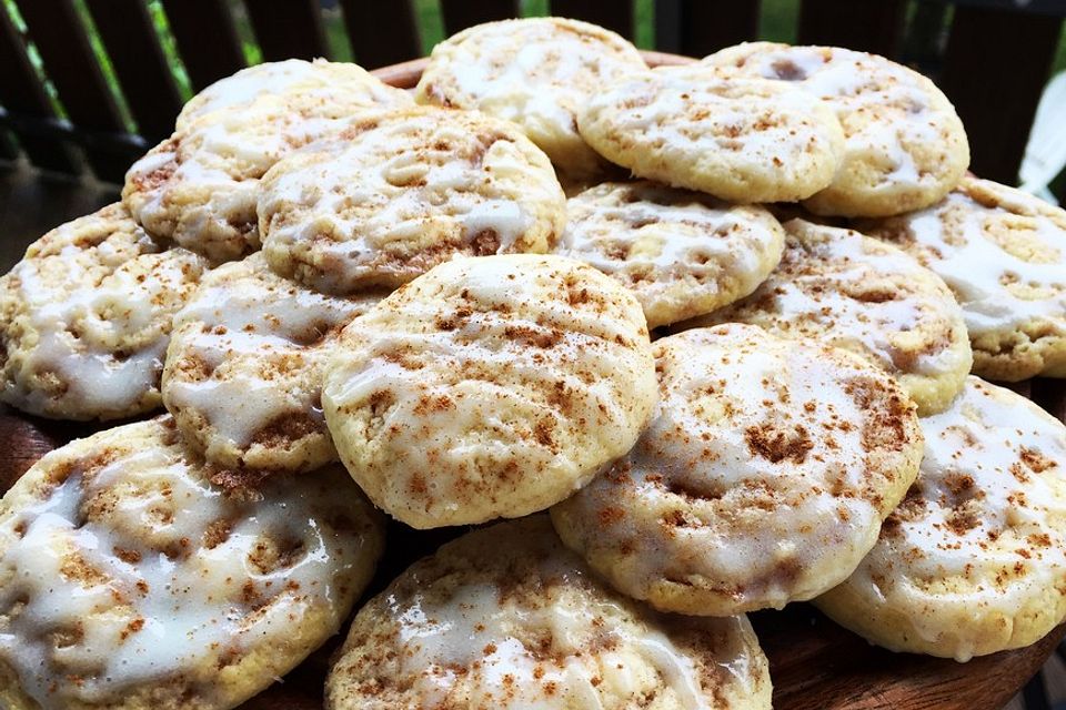 Cinnamon Roll Cookies