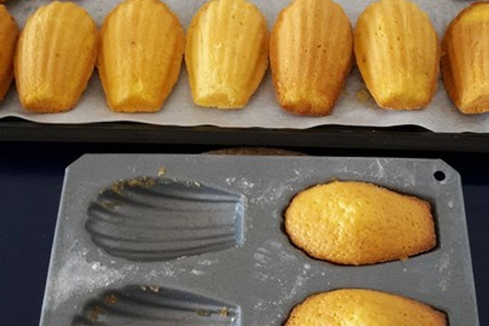 Madeleines mit Orange