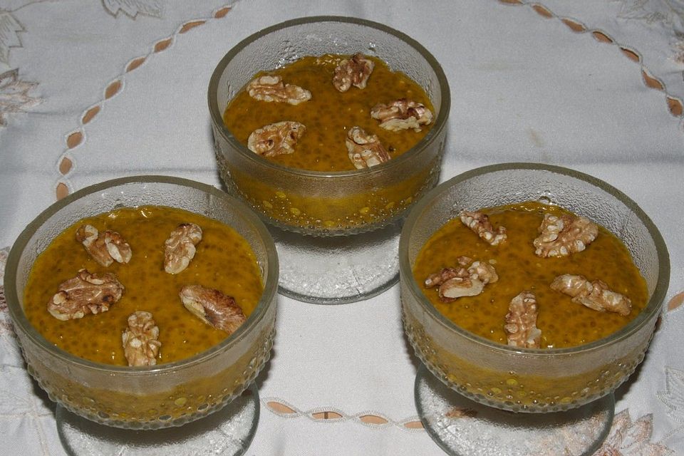 Kürbis-Chia-Dessert