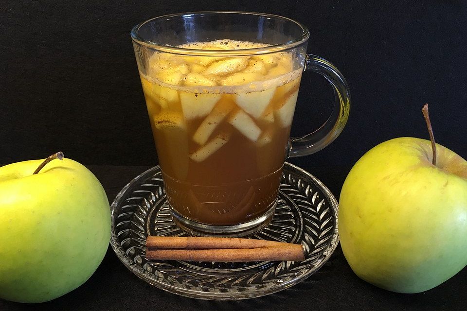 Apfel-Zimt-Punsch