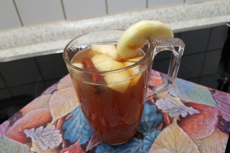 Apfel-Zimt-Punsch