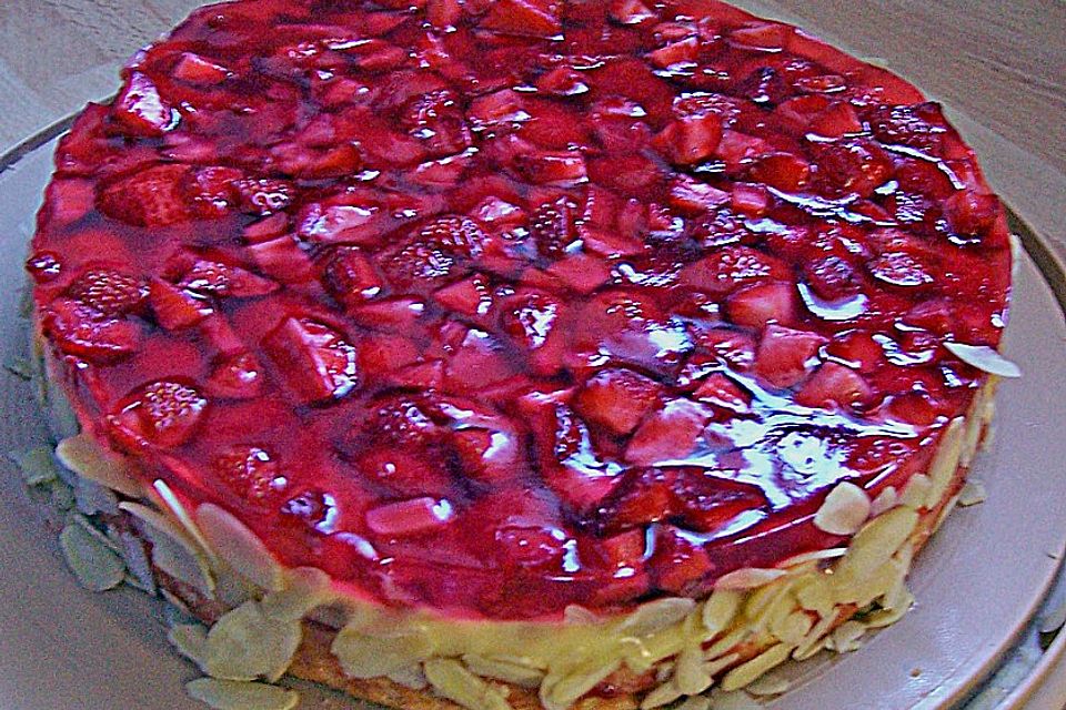 Leichter Erdbeerkuchen ohne Fett