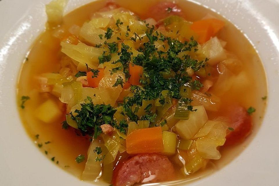 Suppe mit Jaromakohl