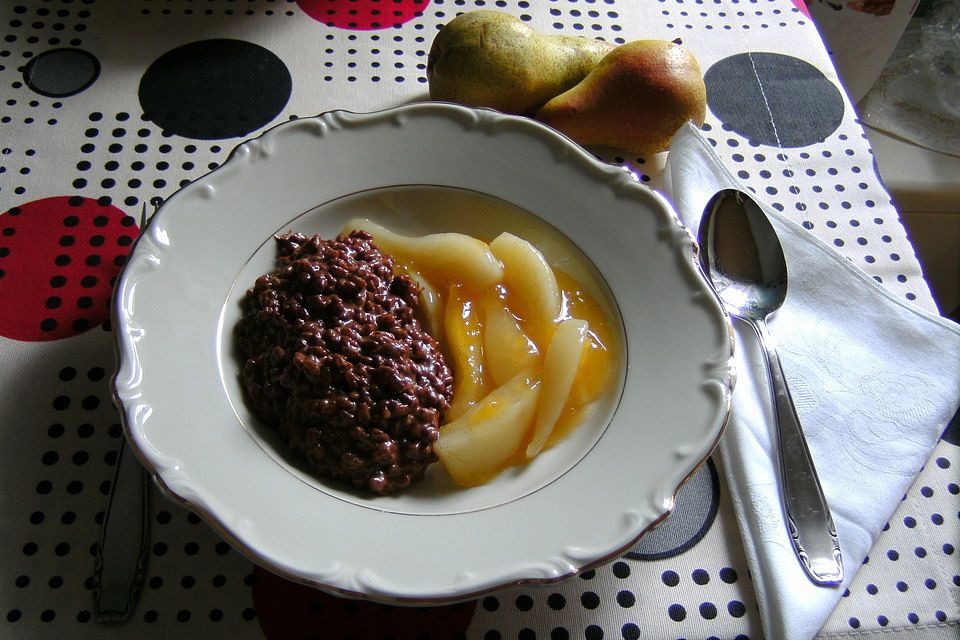 Schoko-Milchreis mit Birnenkompott