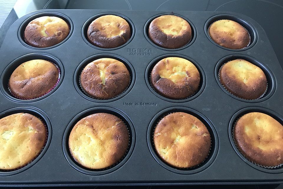 Käsekuchen-Muffins mit Schokoboden