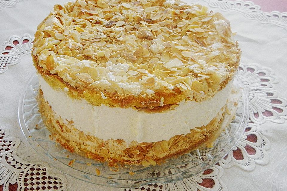 Zitronen-Baiser Torte