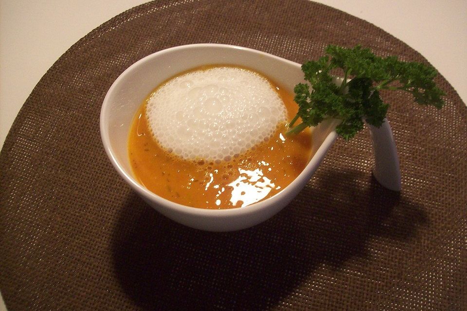 Kürbis-Tomatensuppe