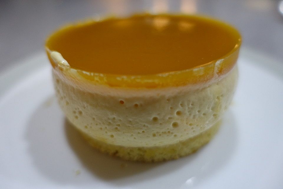 Mango-Bavarois-Törtchen